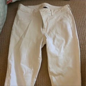 White American Eagle Jeans